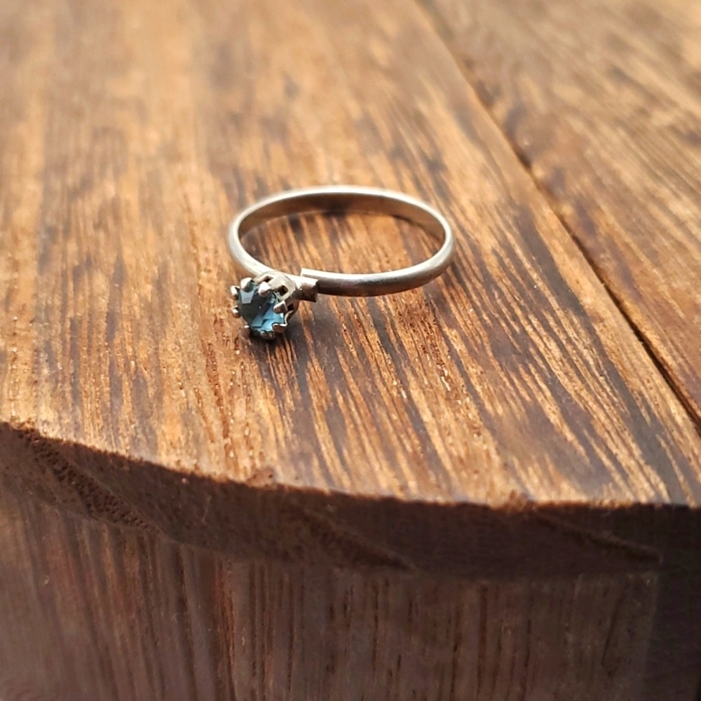 R556 adjustable band aquamarine‎ stone sterling silver